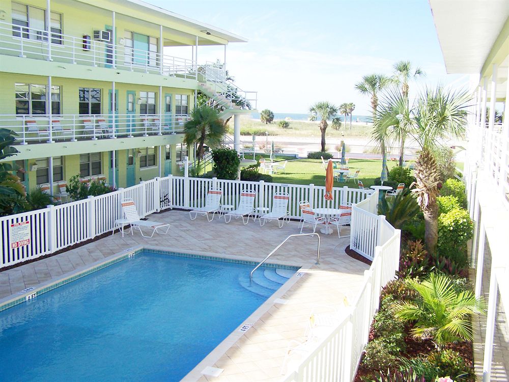 Tropic Terrace Apartments