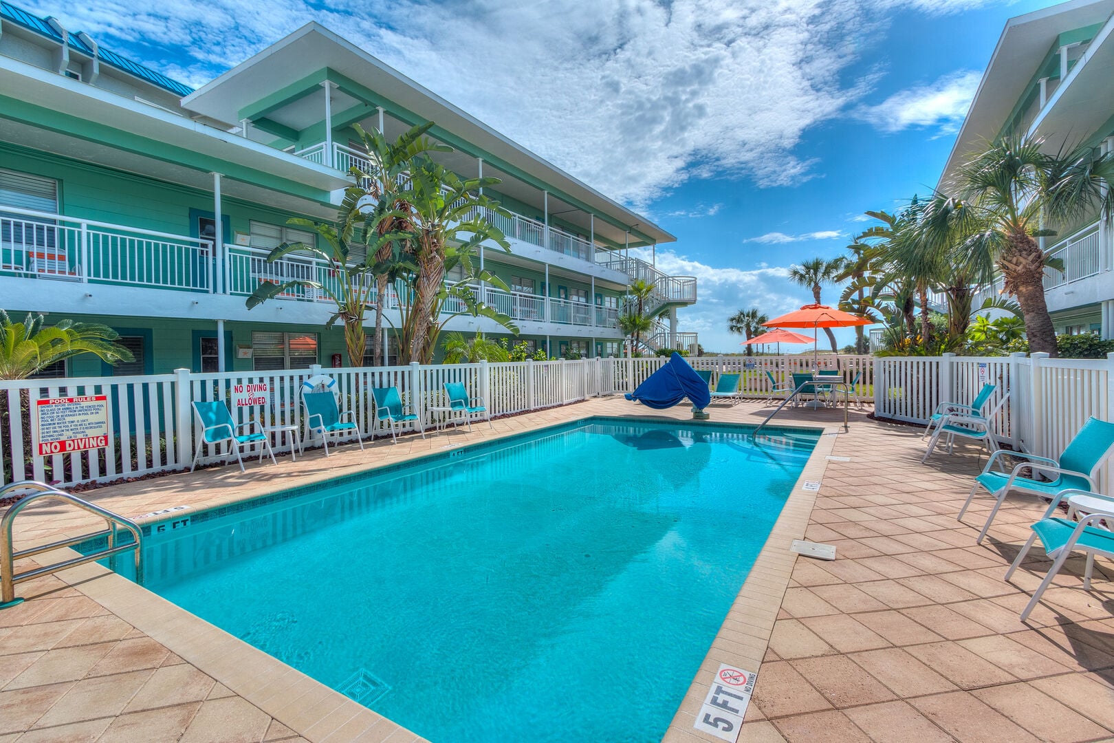 Tropic Terrace Unit 45 ➠ Beachfront Resort Suite With Heated Pool - TT45